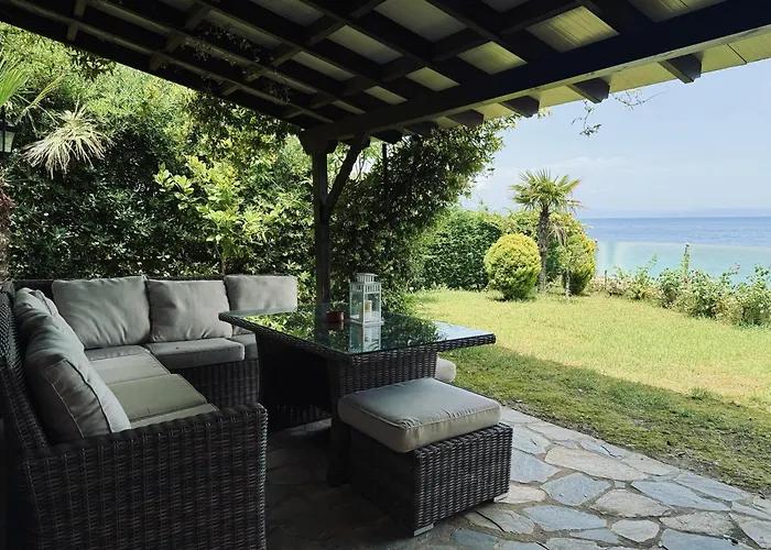 By Athos Cape Villa Kriopigi