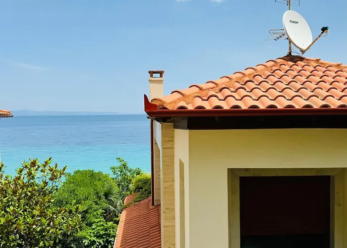 By Athos Cape * Kriopigi