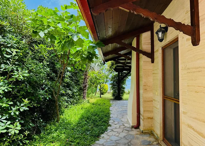 By Athos Cape Villa *